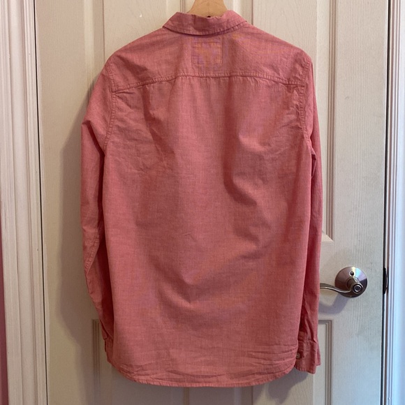 ✨3/$40✨ Hollister Button-Down Shirt - Picture 2 of 4